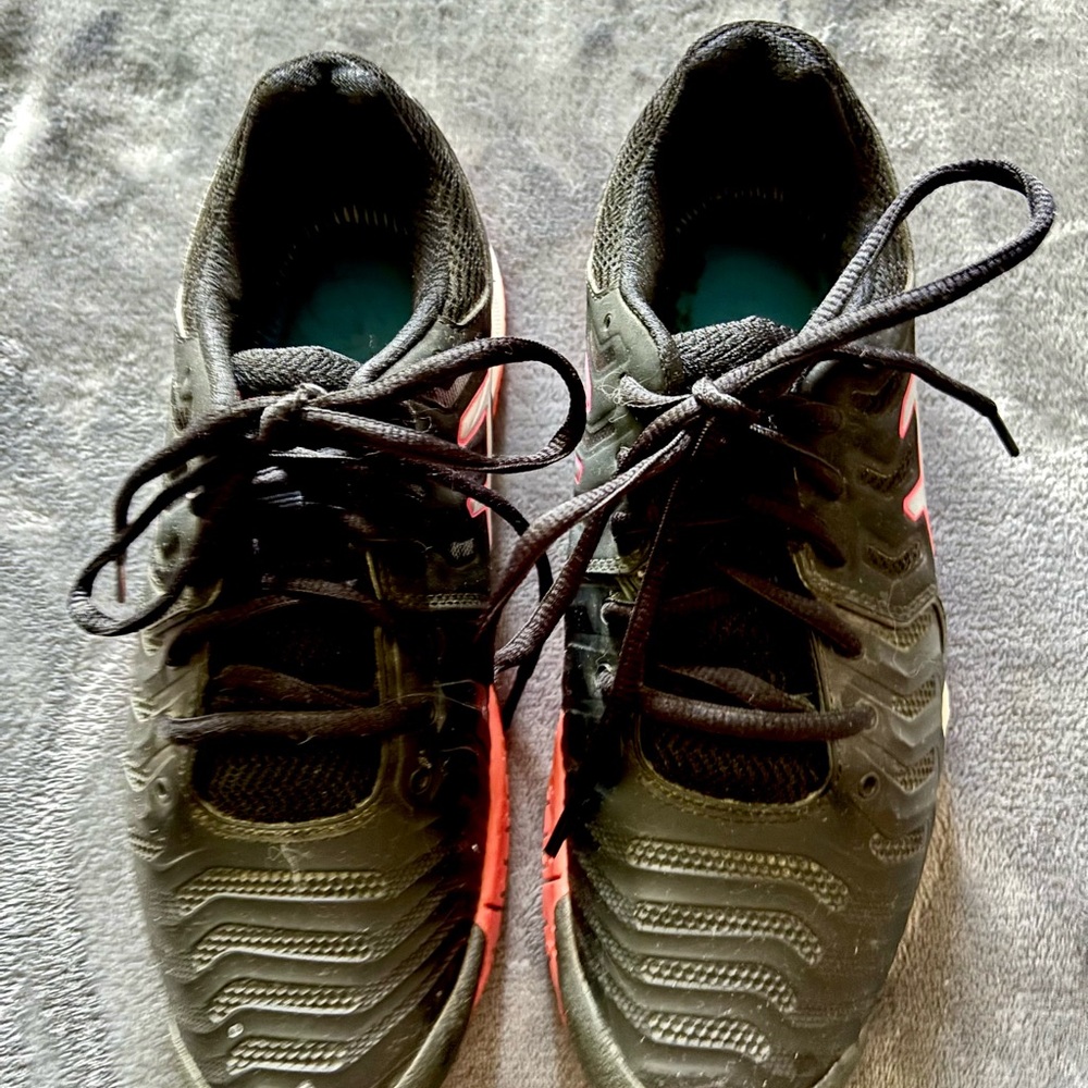 Asic’s Black and Hot Pink Tennis Shoes, 7.5